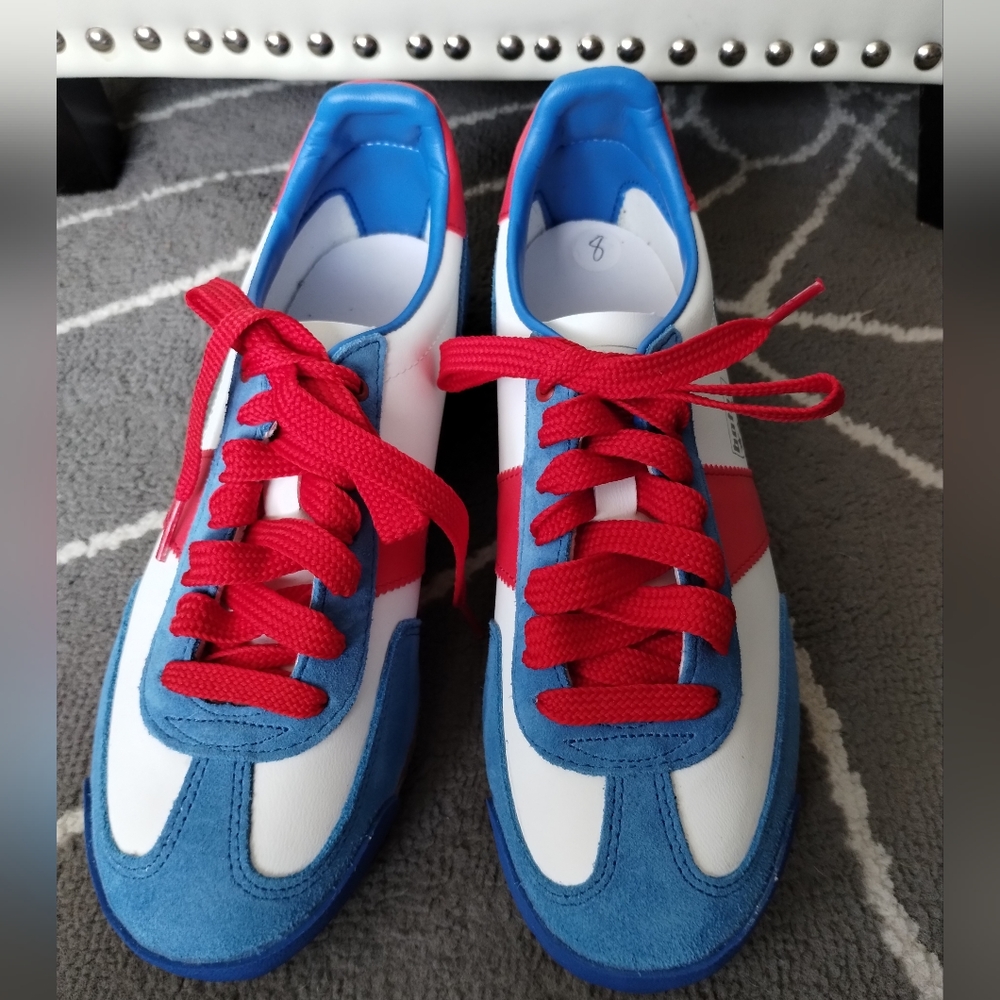 NWOB BOTAS Unisex Athletic Running Sneakers